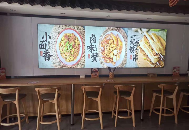 特色重庆小面加盟店.jpg
